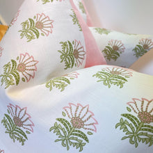 Load image into Gallery viewer, Milford Pattern by Thibaut