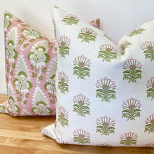 Load image into Gallery viewer, Milford Pattern by Thibaut