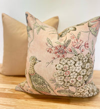 Load image into Gallery viewer, Villeneuve Pattern by Thibaut