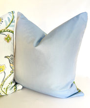 Load image into Gallery viewer, Windsor Pattern by Thibaut