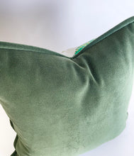 Load image into Gallery viewer, Kalinda Pattern by Manuel Canovas Paris