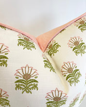 Load image into Gallery viewer, Milford Pattern by Thibaut