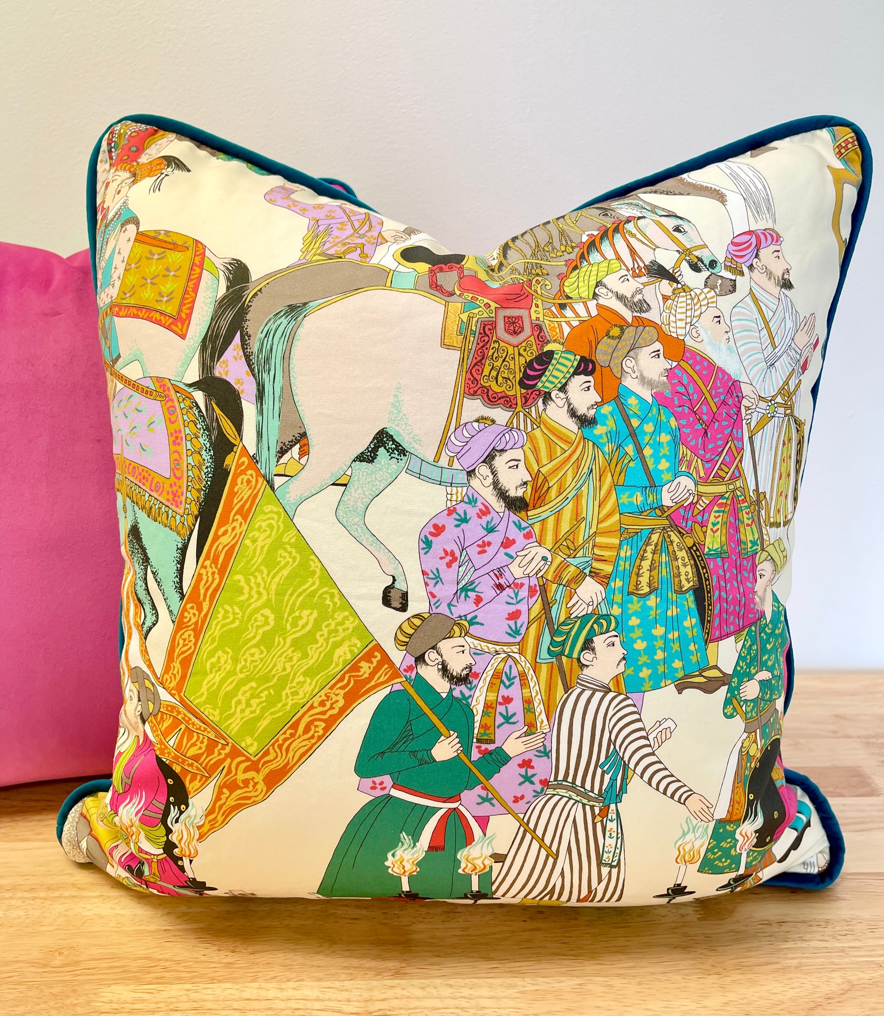 Manuel top canovas pillows